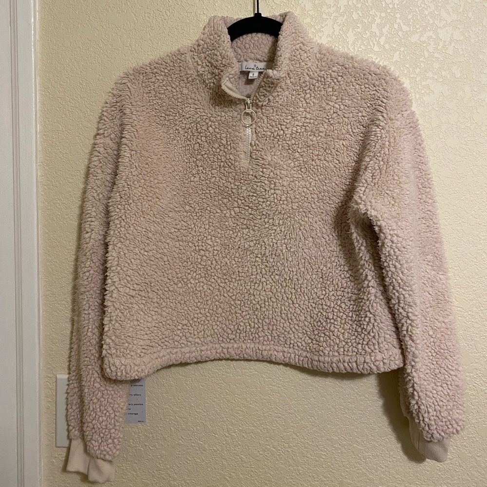 SOFT // light pink sweater 💞